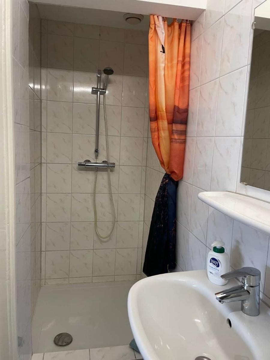 Bed & Breakfast Влисинген Екстериор снимка