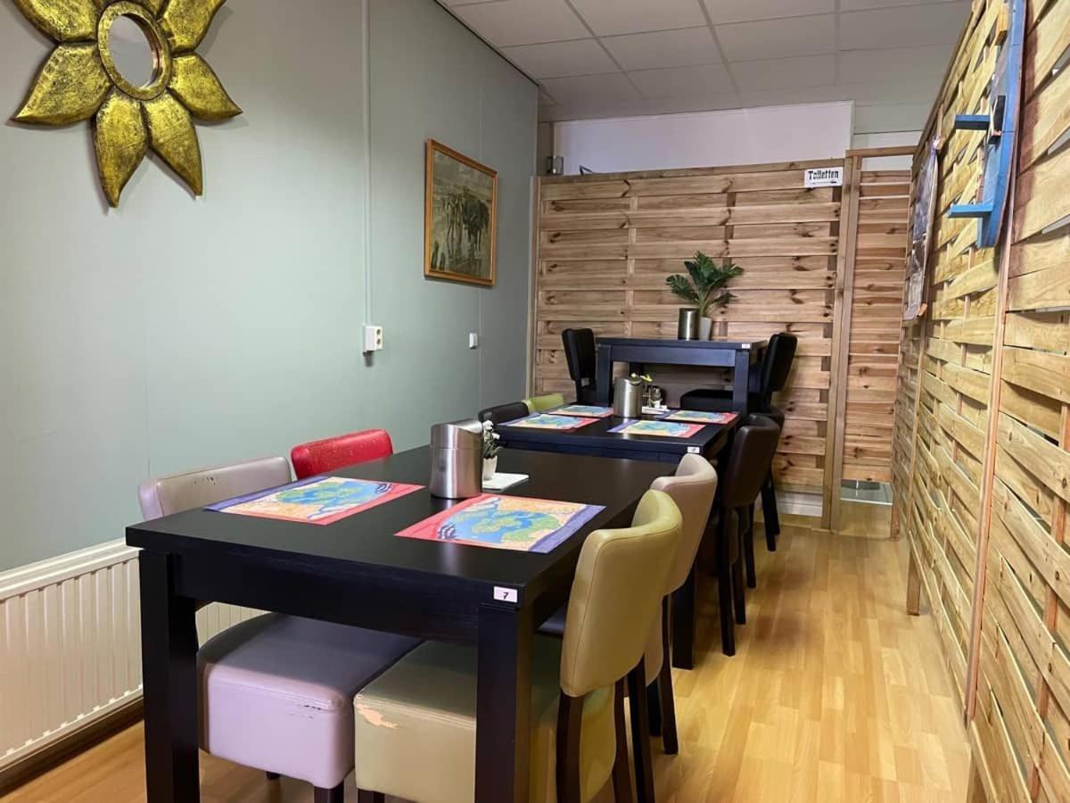 Bed & Breakfast Влисинген Екстериор снимка