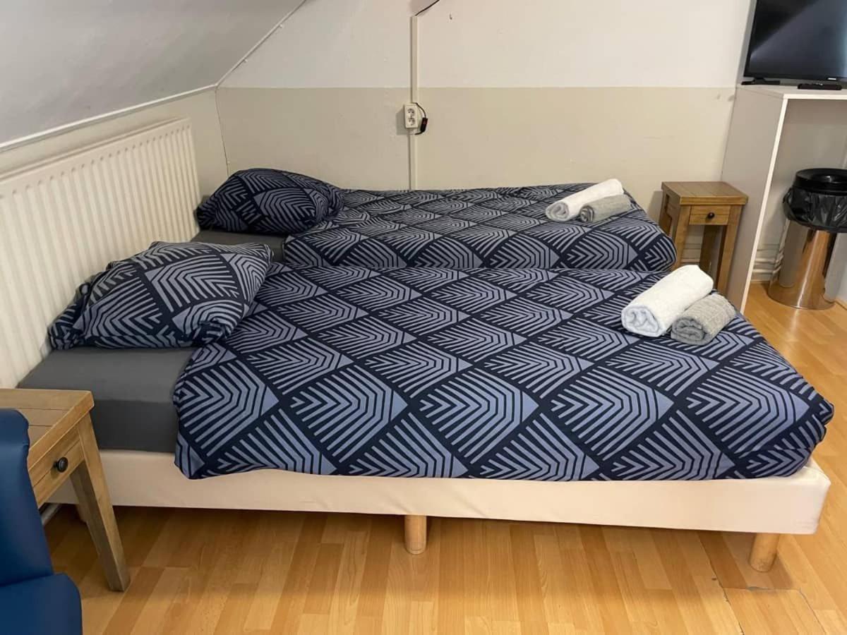 Bed & Breakfast Влисинген Екстериор снимка