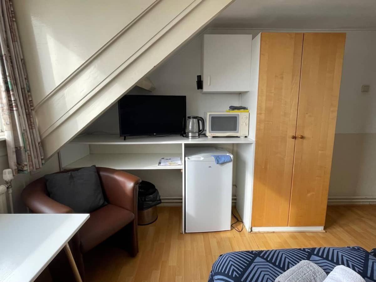 Bed & Breakfast Влисинген Екстериор снимка